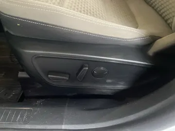 2020 Ford Escape - image 18