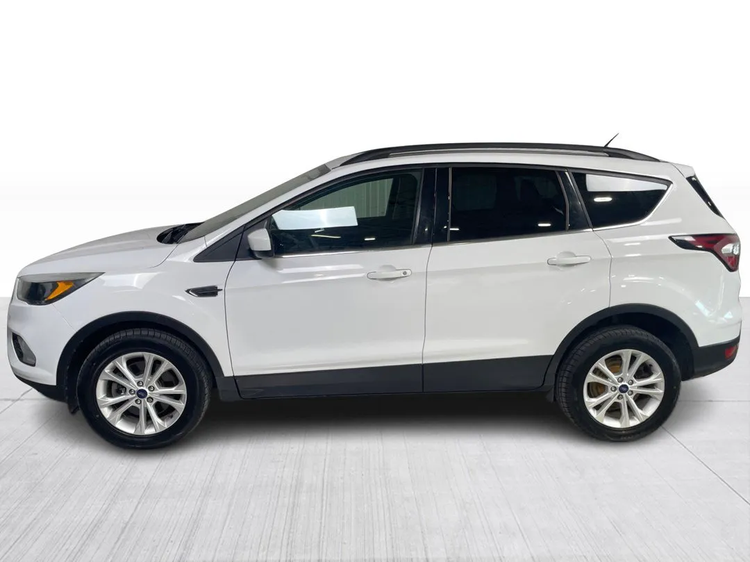 2018 Ford Escape — photo 8