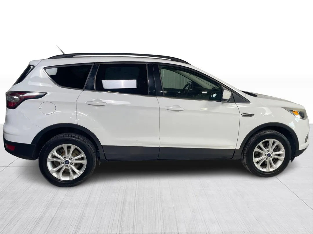 2018 Ford Escape — photo 2