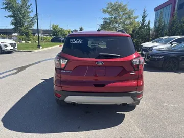 2018 Ford Escape - image 6