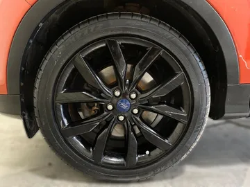 2019 Ford Escape - image 6