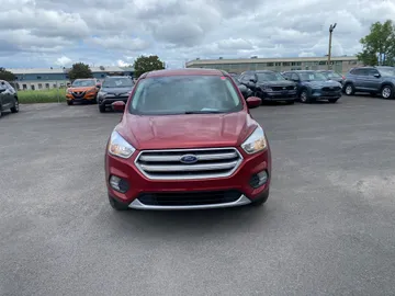 2017 Ford Escape - image 2