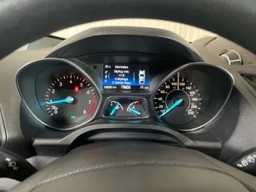 2019 Ford Escape - image 14