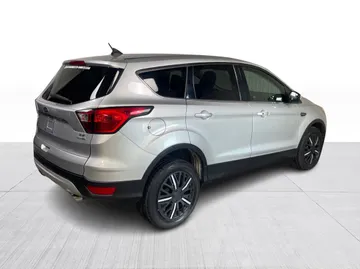 2019 Ford Escape - image 12