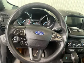 2019 Ford Escape - image 15