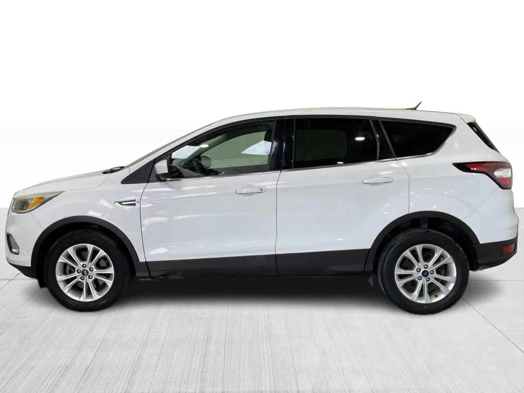 2017 Ford Escape — photo 8