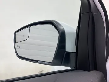 2017 Ford Escape - image 16