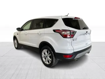 2017 Ford Escape - image 10