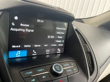 2017 Ford Escape - image 26
