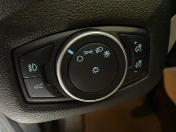 2017 Ford Escape - image 17