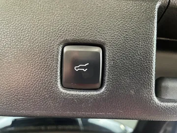 2023 Ford Escape - image 20