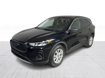 2023 Ford Escape - image 3
