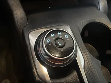 2023 Ford Escape - image 29