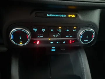 2023 Ford Escape - image 22
