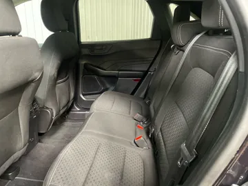2023 Ford Escape - image 11