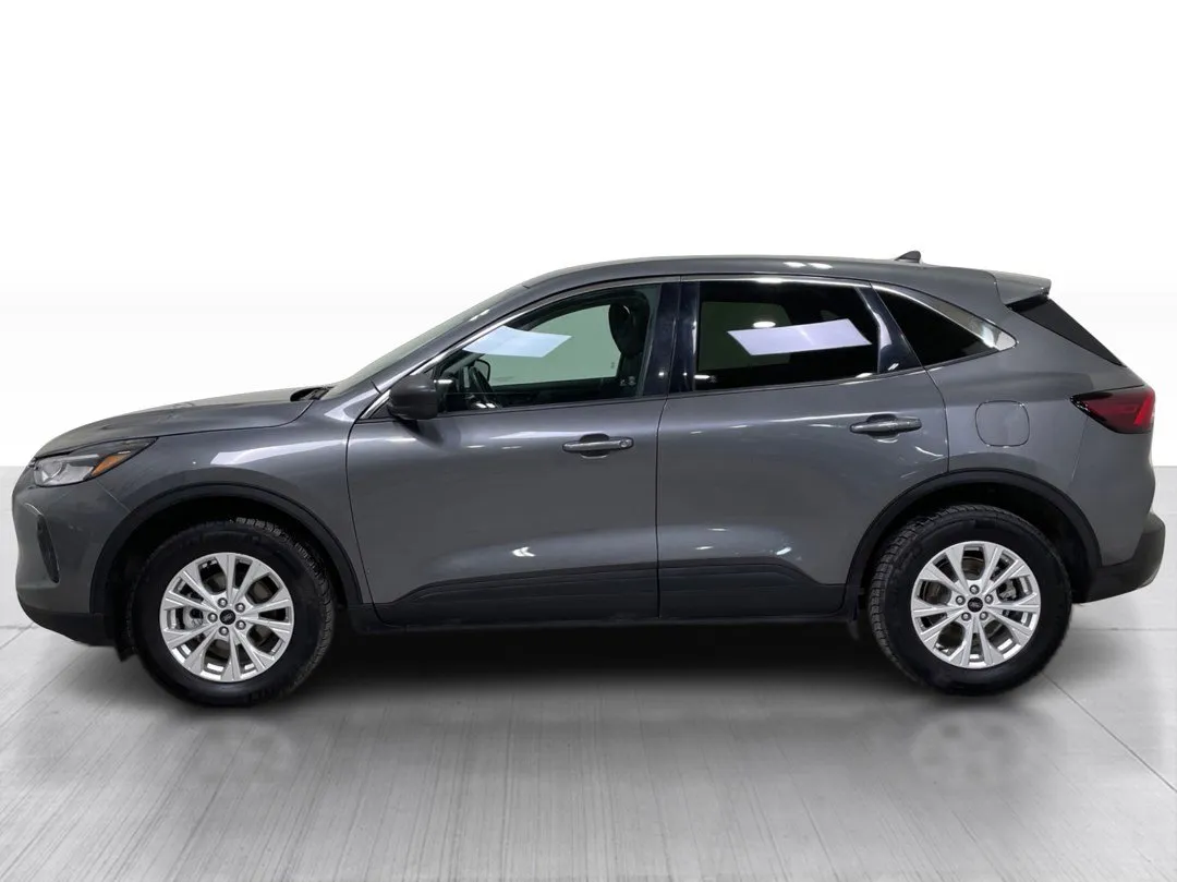 2024 Ford Escape — photo 8