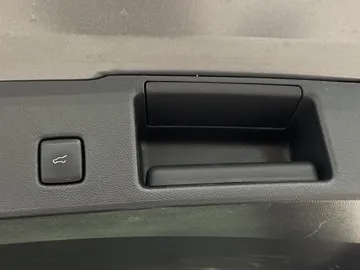 2024 Ford Escape - image 28