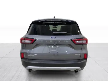 2024 Ford Escape - image 11