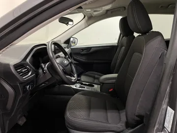 2024 Ford Escape - image 15