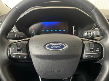 2024 Ford Escape - image 17