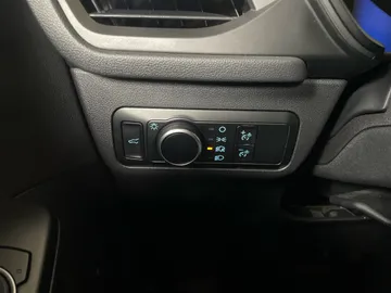 2024 Ford Escape - image 18