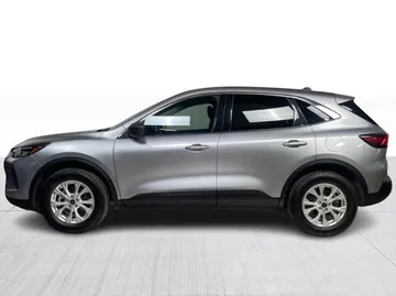 2024 Ford Escape - image 10