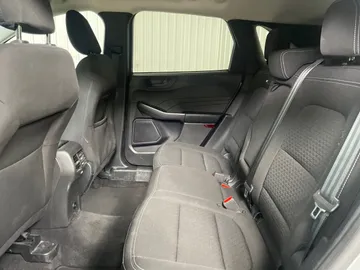 2024 Ford Escape - image 15