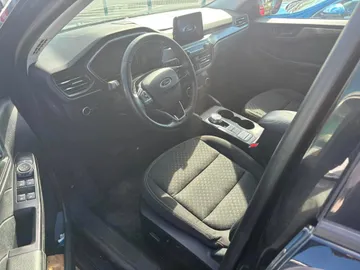 2024 Ford Escape - image 8