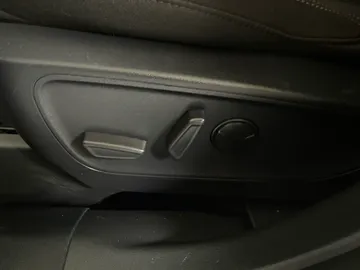 2024 Ford Escape - image 19