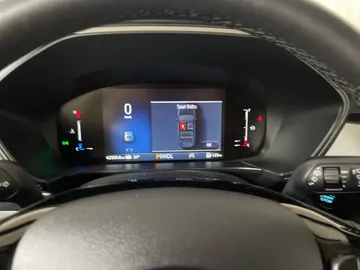 2024 Ford Escape - image 16