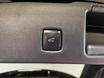 2024 Ford Escape - image 21