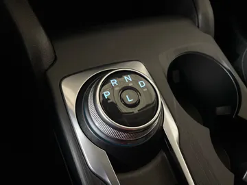 2024 Ford Escape - image 29