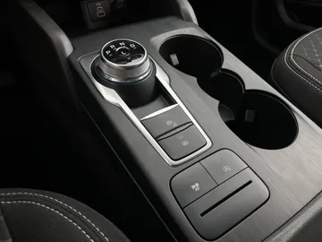 2025 Ford Escape - image 23