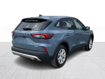 2025 Ford Escape - image 14