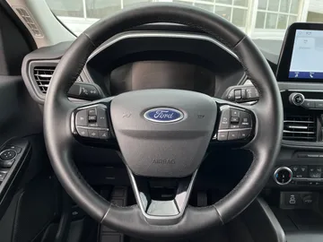 2025 Ford Escape - image 17