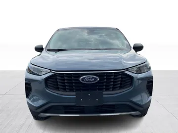 2025 Ford Escape - image 8