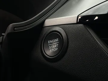 2025 Ford Escape - image 21