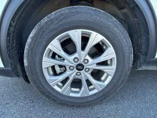 2025 Ford Escape - image 7