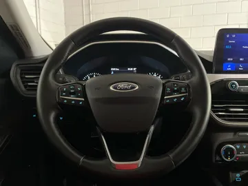 2022 Ford Escape - image 17