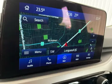 2022 Ford Escape - image 24