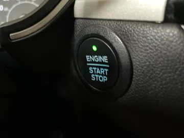 2022 Ford Escape - image 27