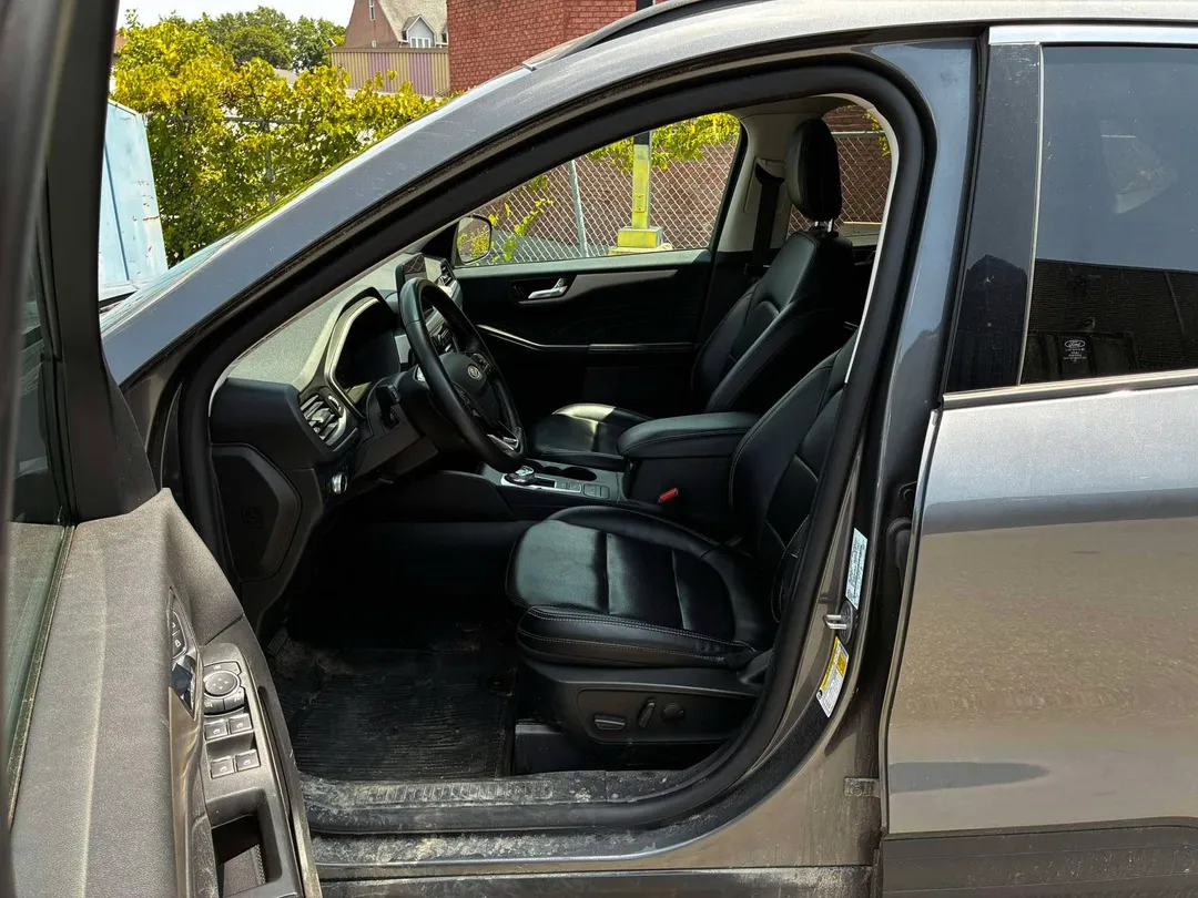 2022 Ford Escape — photo 7