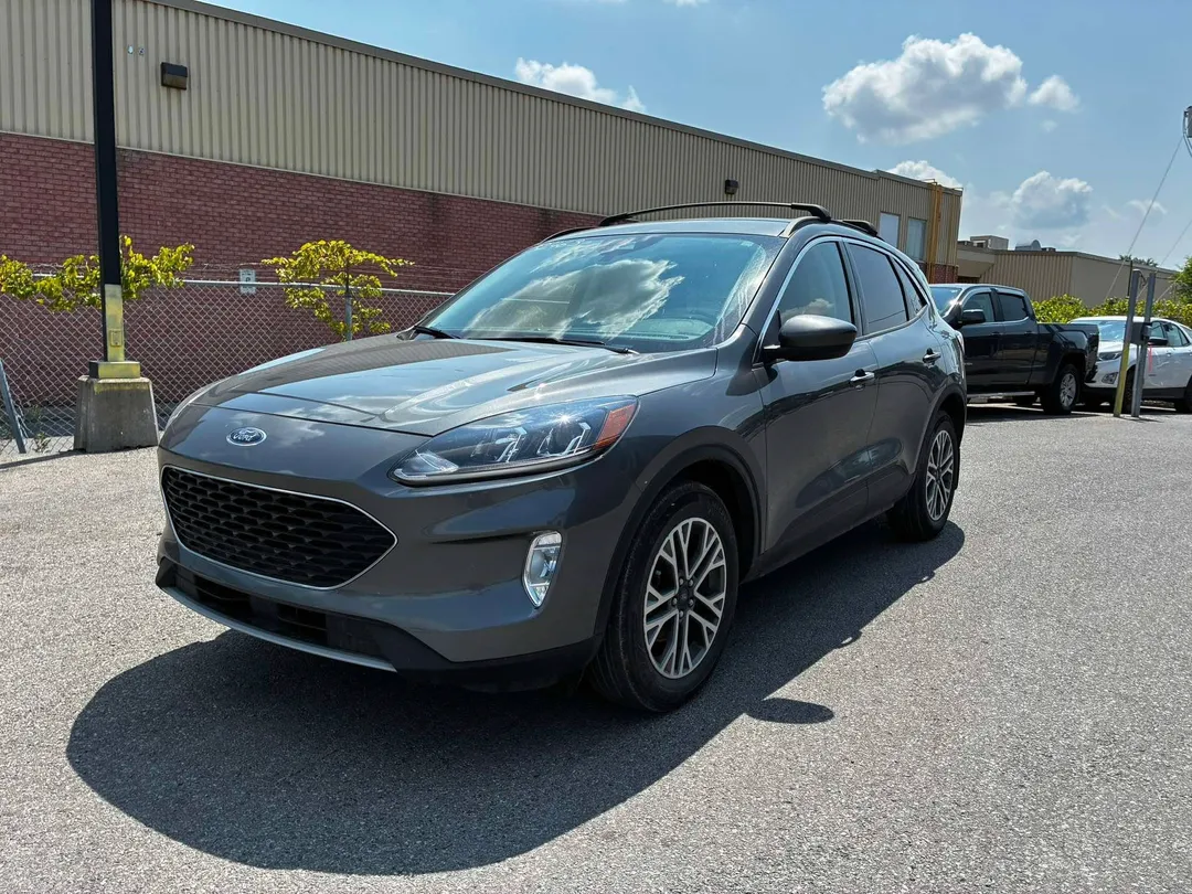 2022 Ford Escape — photo 3