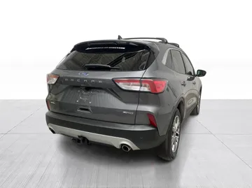 2022 Ford Escape - image 8