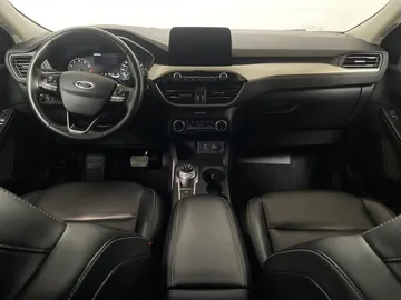 2022 Ford Escape - image 18