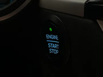 2022 Ford Escape - image 27