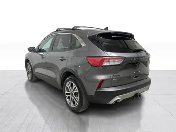 2022 Ford Escape - image 6