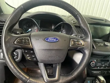 2018 Ford Escape - image 16