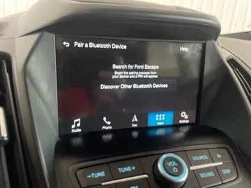 2018 Ford Escape - image 24