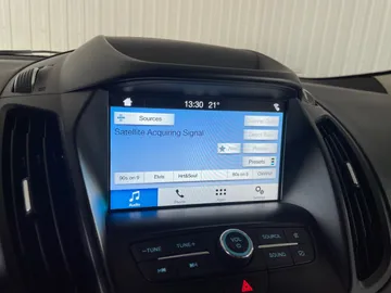 2019 Ford Escape - image 29